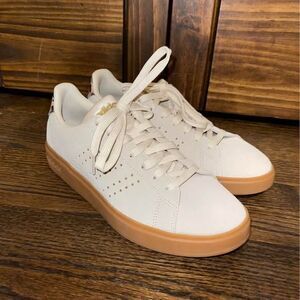 Women’s 9 1/2 adidas Shoes Beige Cheetah Print Casual